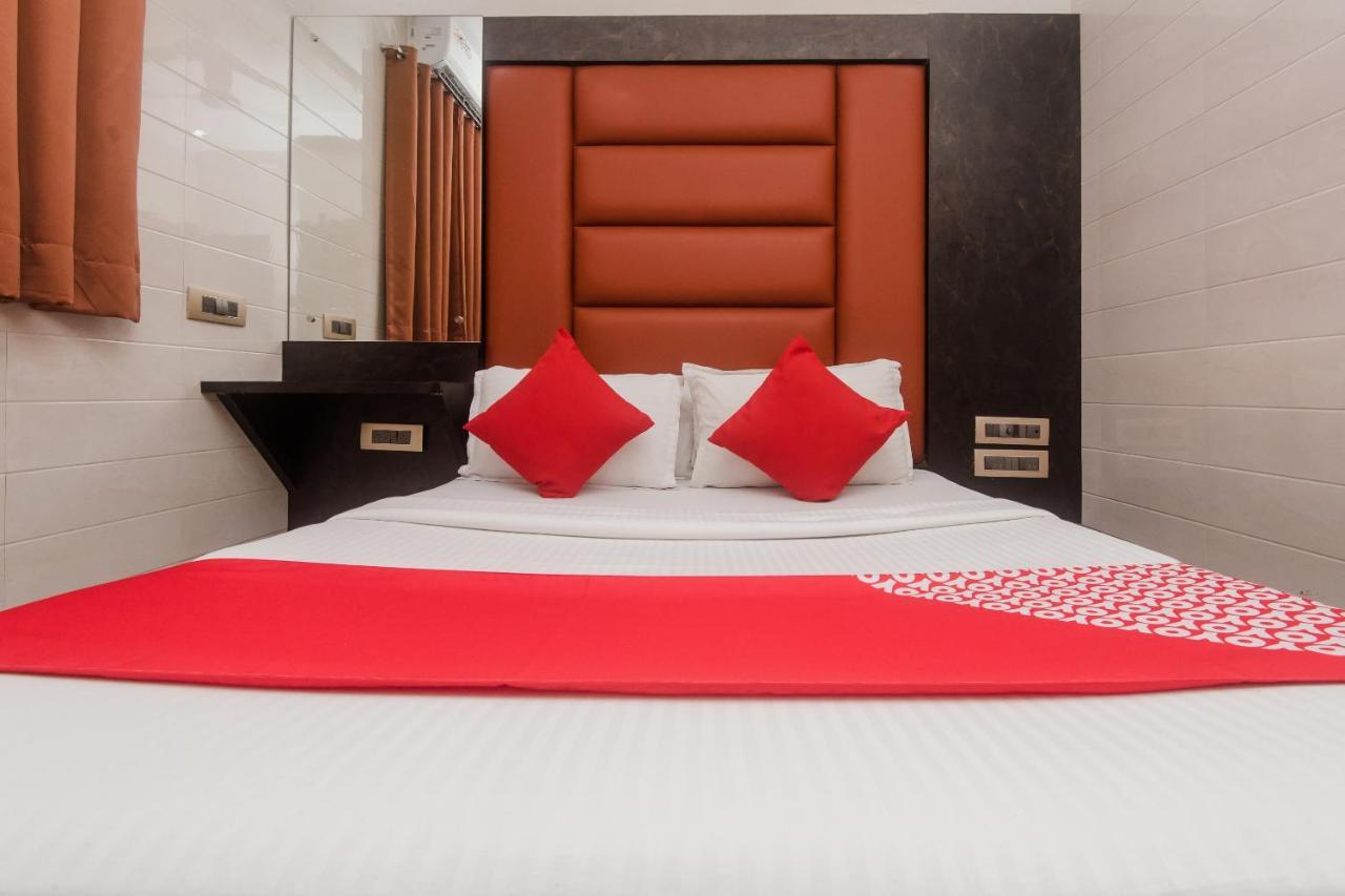 Hotel Vaccinated Staff - Oyo 22055 Dadar Residency Mumbai Exterior foto