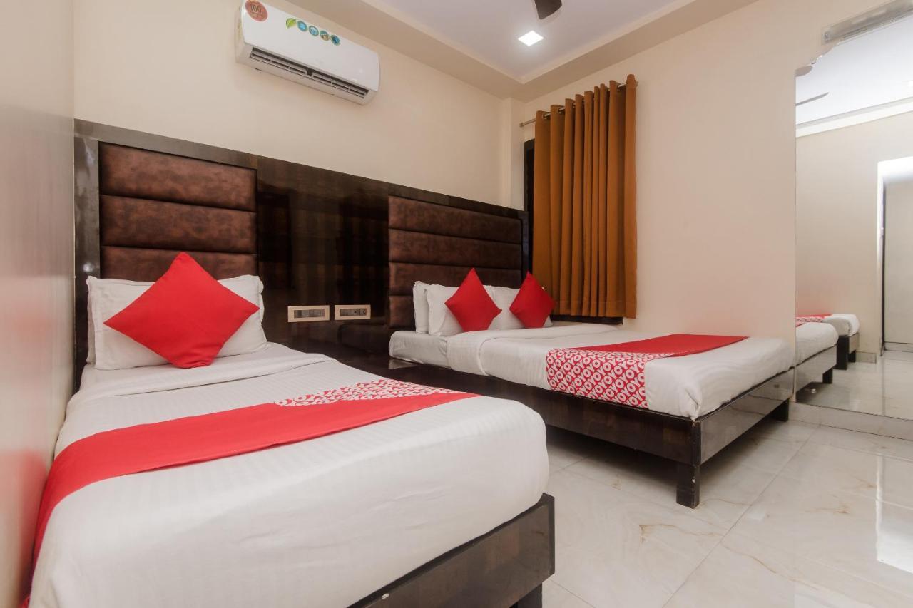 Hotel Vaccinated Staff - Oyo 22055 Dadar Residency Mumbai Exterior foto